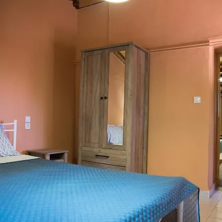 το καλύβι της γιαγιάς Vakantiehuis *