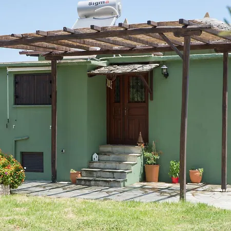 το καλύβι της γιαγιάς *