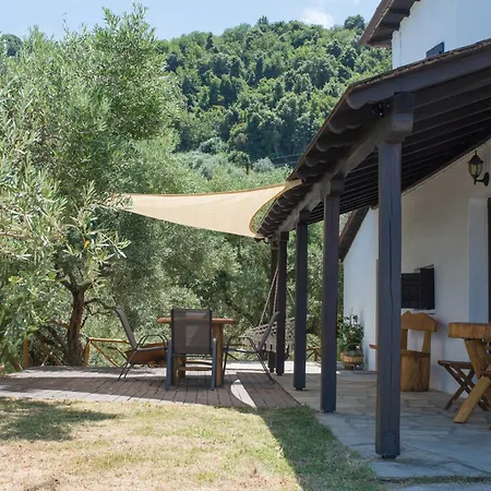 το καλύβι της γιαγιάς