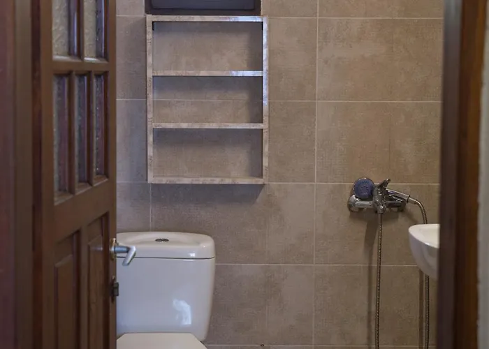 το καλύβι της γιαγιάς * Damouchari